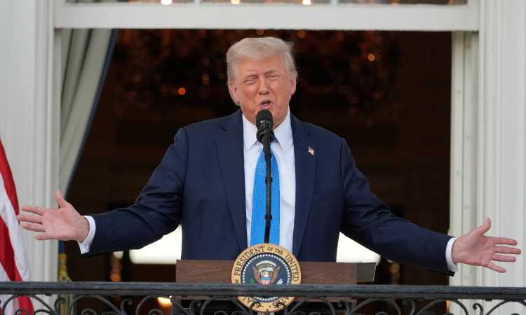 الرئيس الأمريكي دونالد ترامب