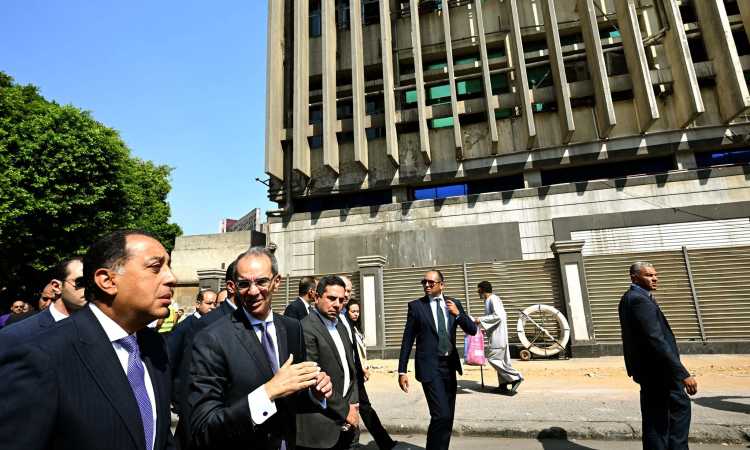 مدبولي يتفقد سنترال رمسيس