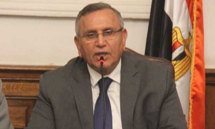 الدكتور عبدالسند يمامة