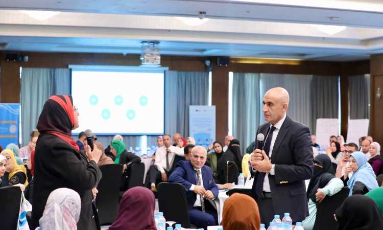 وزير التعليم يشهد تدريب معلمي اللغة العربية على المناهج الجديدة