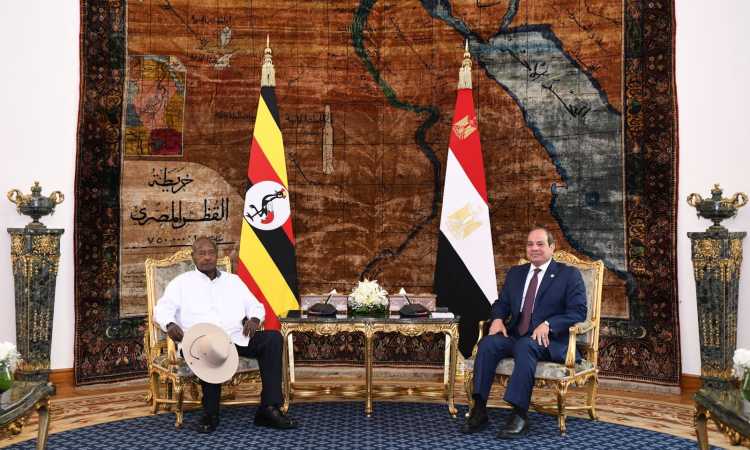 الرئيس السيسي: الاتفاق على عقد لجنة التعاون العسكري بين مصر وأوغندا سن