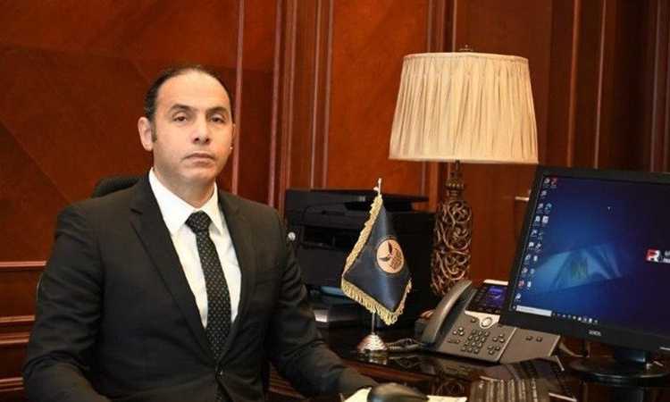 الدكتور إسلام عزام