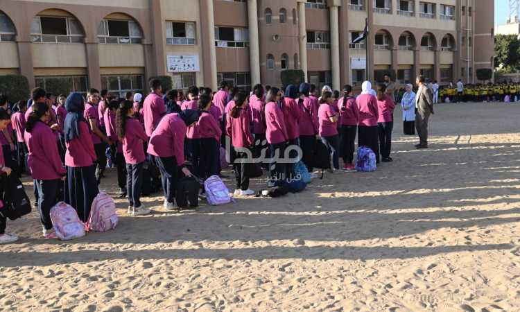 انتظام الدراسة بمدارس الحي الخامس بمدينة 6 أكتوبر مع بداية العام الدراسي الجديد