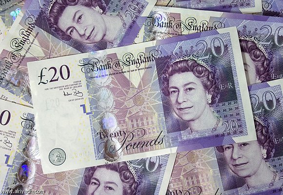 سعر الجنيه الإسترليني اليوم 19 فبراير 2026: تعرف على أفضل البنوك للبيع والشراء