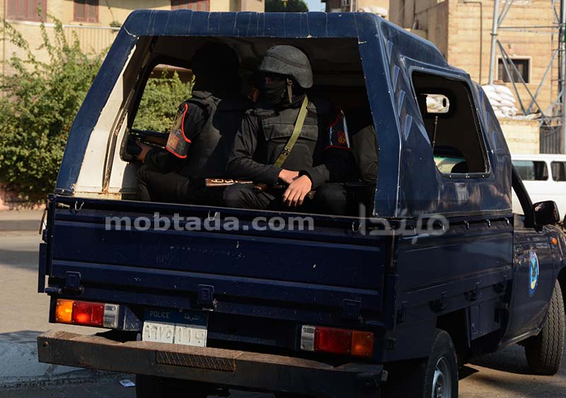 في القاهرة: عامل توصيل قدم المساعدة لصانعة محتوى أجنبية فزعمت التحرش