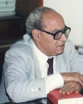 الكاتب لويس عوض