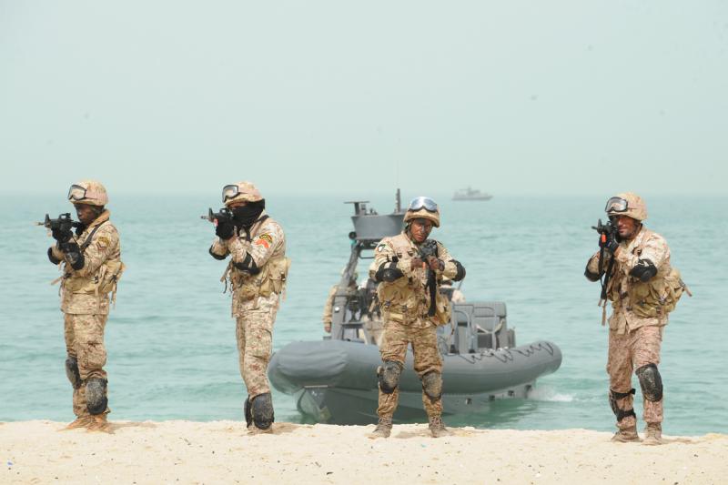 جيش الكويت يعترض 14 صاروخاً باليستياً و46 مسيرة خلال 24 ساعة