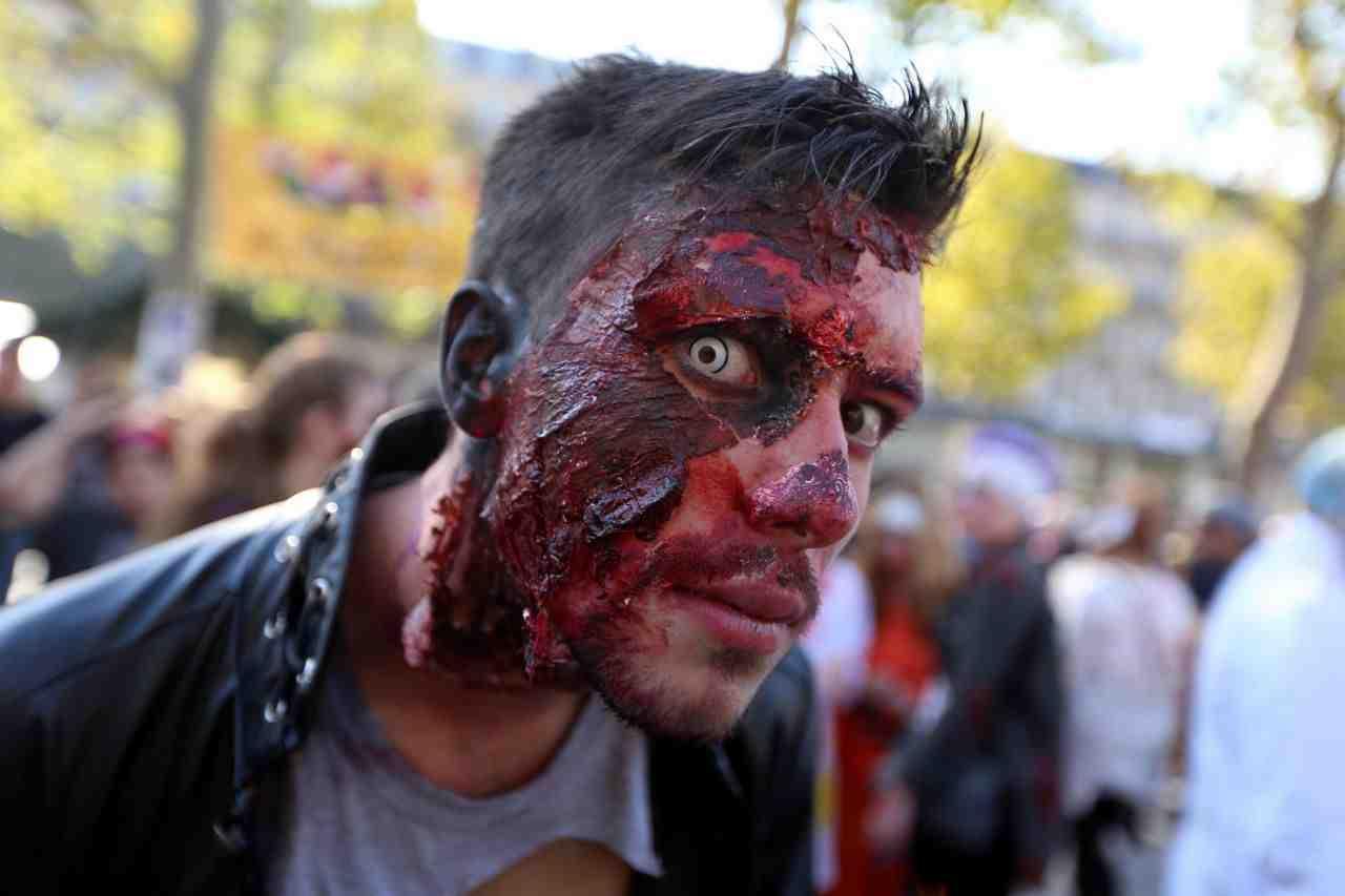 صور| 2000 زومبى فى شوارع فرنسا | مبتدا, image size:1280x853