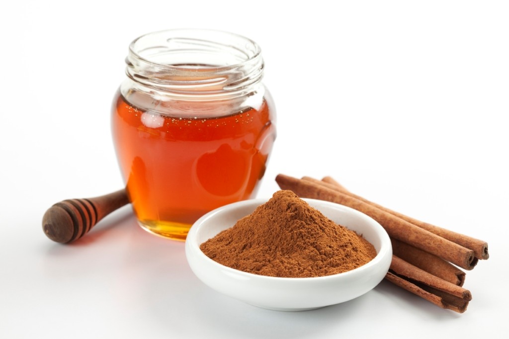 العسل والقرفة