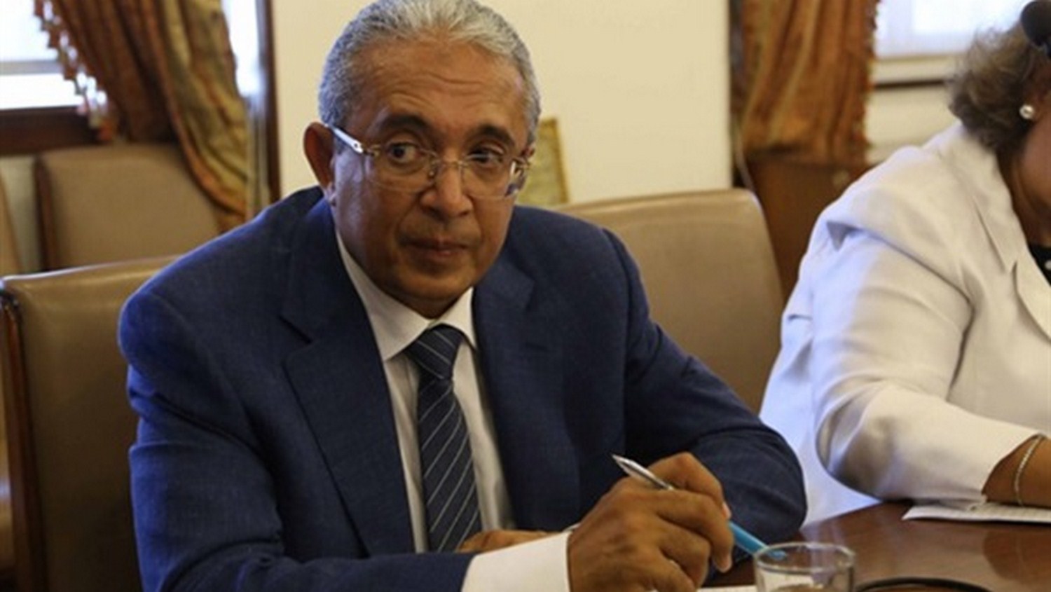 ياسر عمر