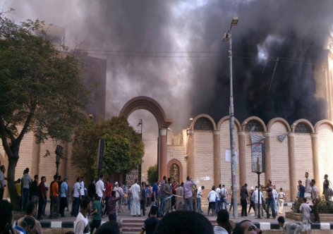 الإخوان يحرقون الكنائس - صورة أرشيفية الإخوان يحرقون الكنائس - صورة أرشيفية