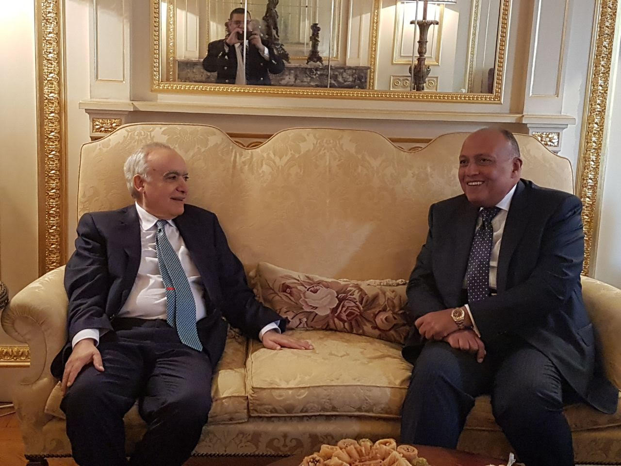 سامح شكرى وغسان سلامة المبعوث الأممى لليبيا