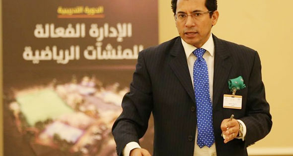 الدكتور أشرف صبحى وزير الشباب والرياضة