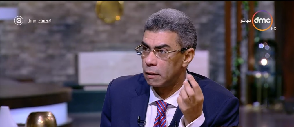 ياسر رزق