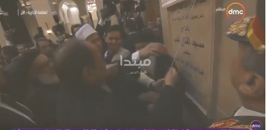 السيسي يفتتح مسجد الفتاح العليم
