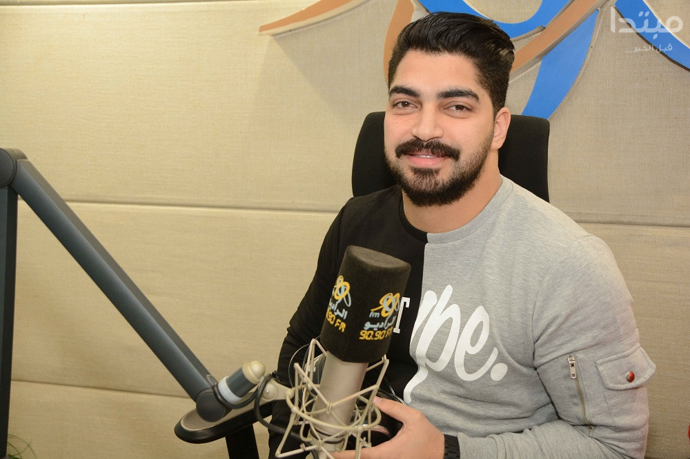 حميد الشاعرى فى ضيافة الراديو 9090
