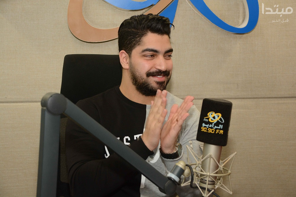 حميد الشاعرى فى ضيافة الراديو 9090