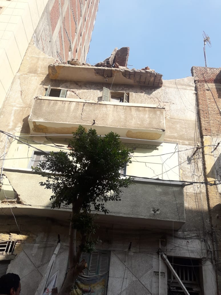 انهيار عقار وسط الإسكندرية