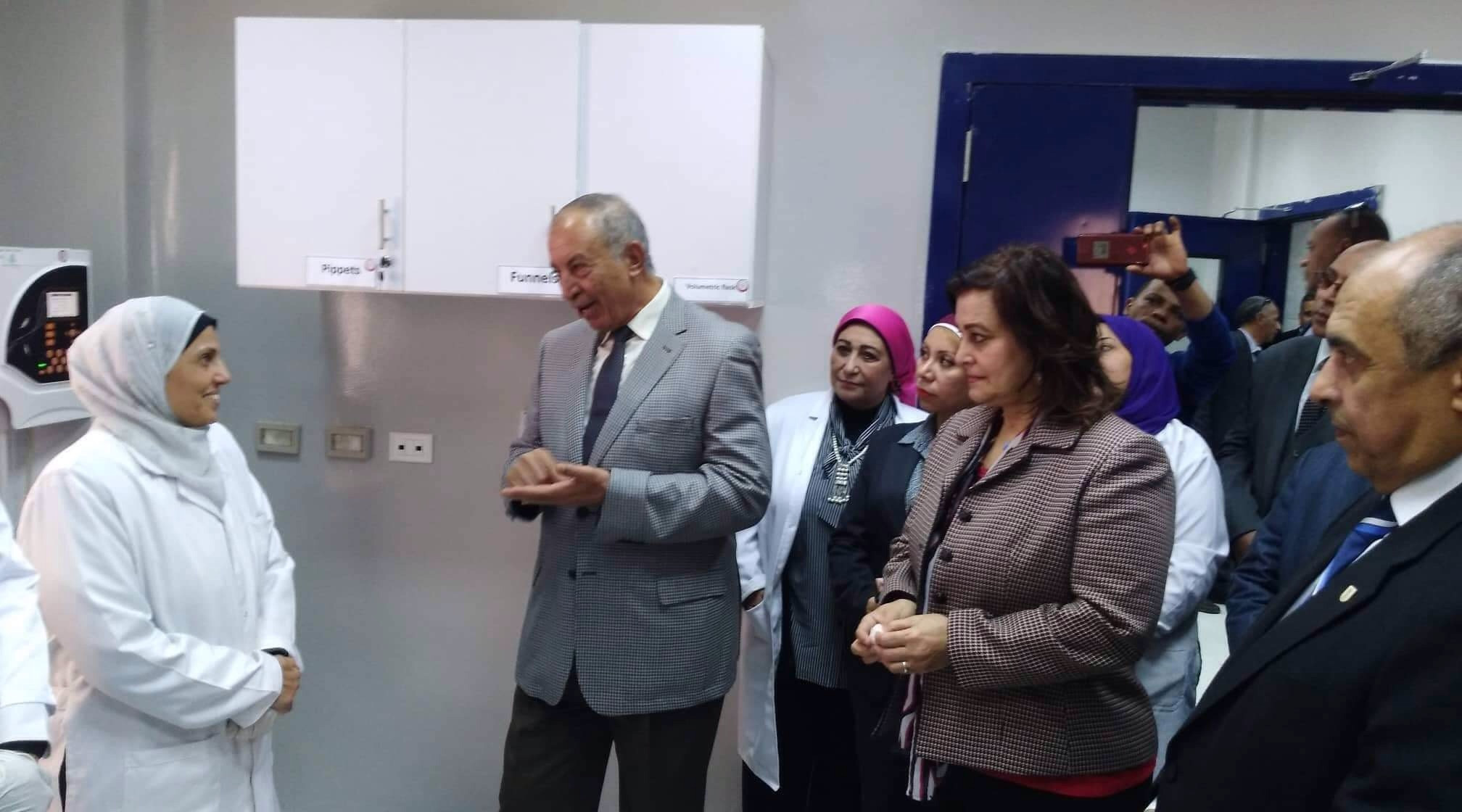 وزير الزراعة ومحافظ البحر الأحمر
