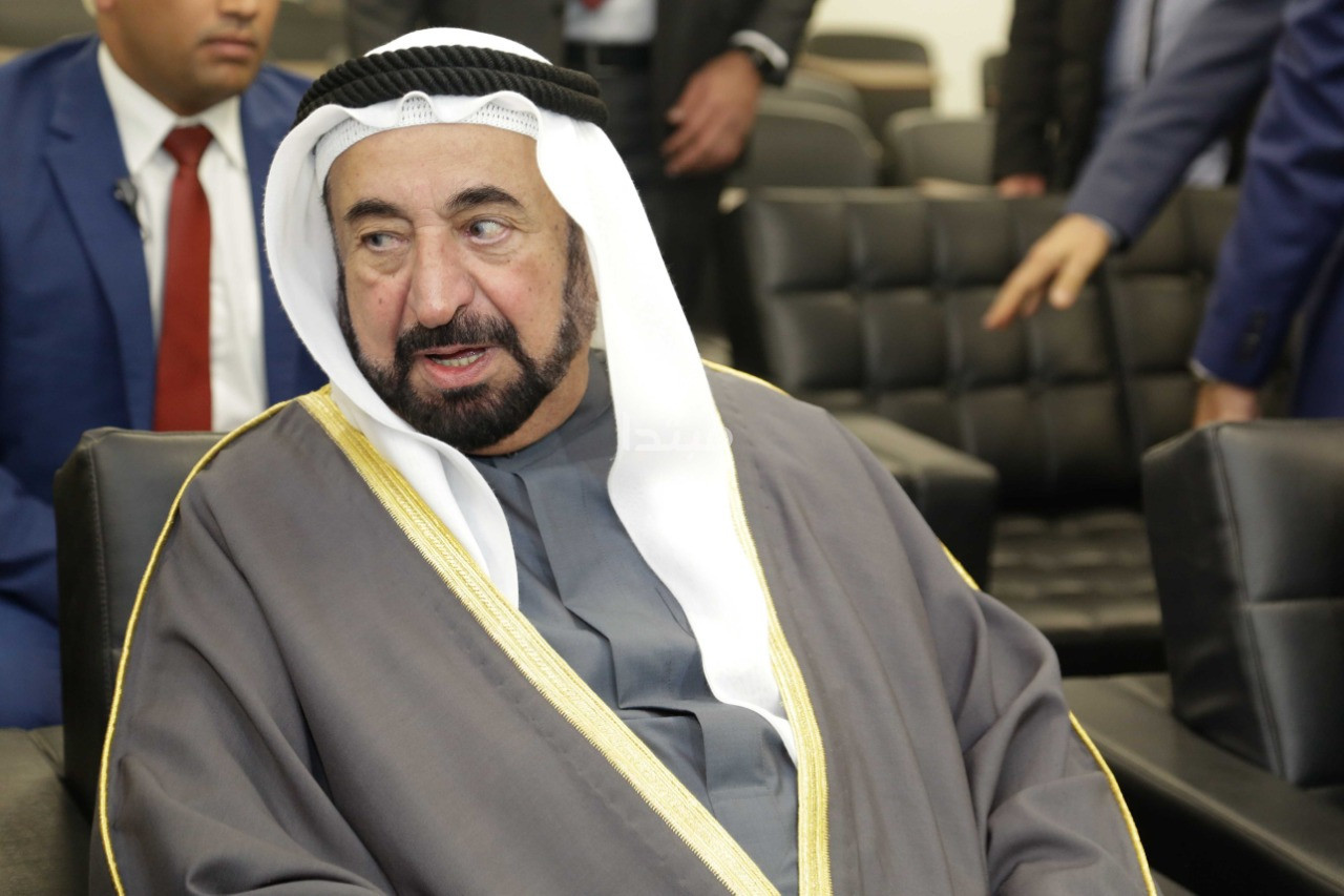 حاكم الشارقة فى جولة بمركز التدريب بمقر نقابة الصحفيين