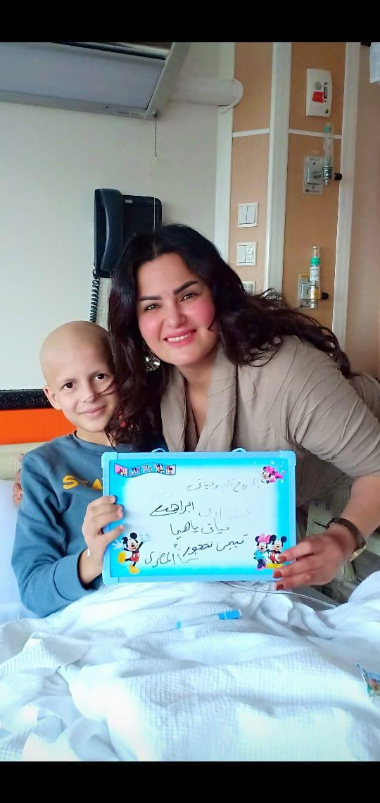 سما المصرى فى مستشفى 57357