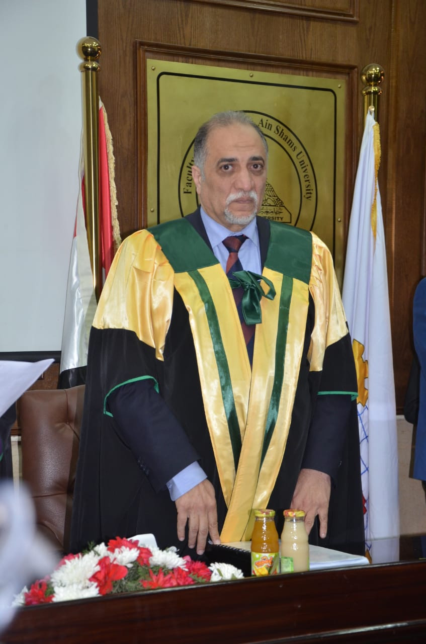 القصبى يشرف على رسالة دكتوراة