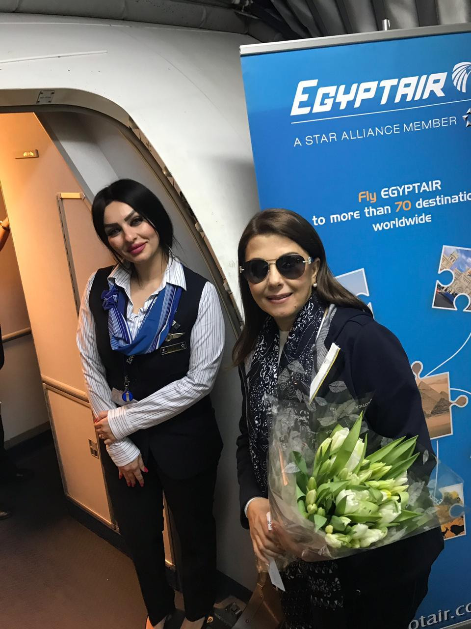 ماجدة الرومى أثناء تواجدها بمطار القاهرة الدولى