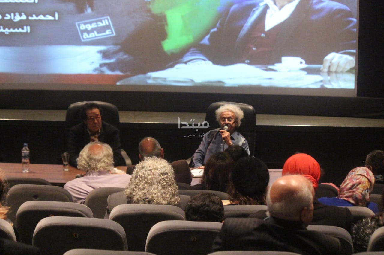 فاروق حسنى