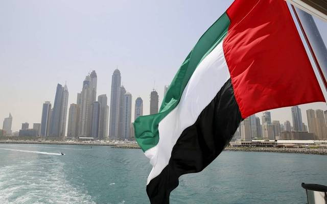 أبو ظبي توقف عمليات مصنع بتروكيماويات بعد حريق ناجم عن سقوط شظايا