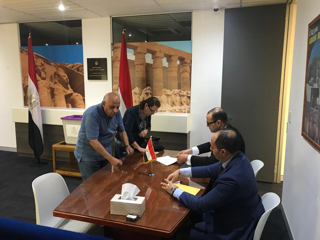 مشاركة المصريين فى الاستفتاء بسيدنى