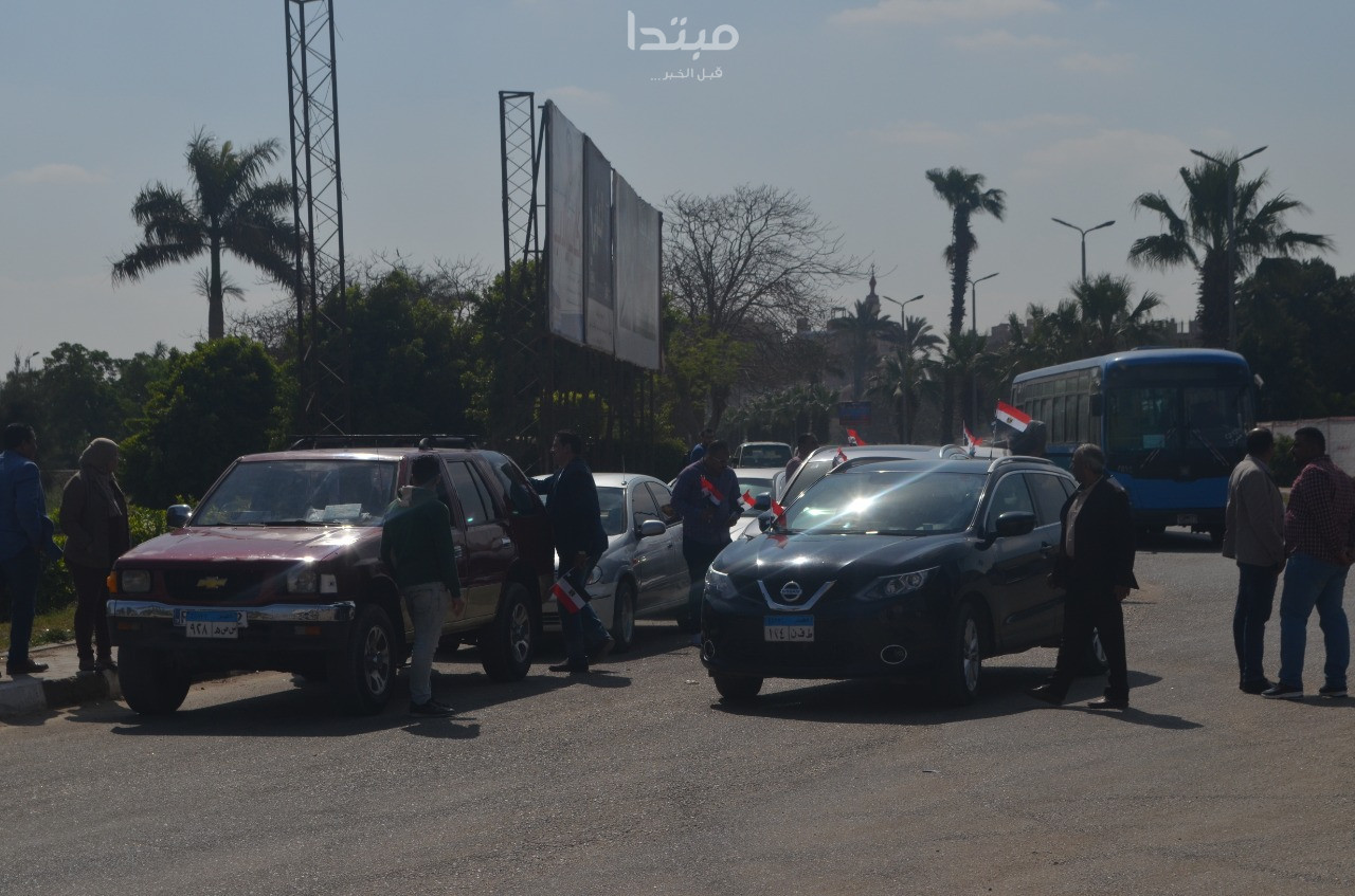 حلوان تشارك فى «استفتاء الدستور»