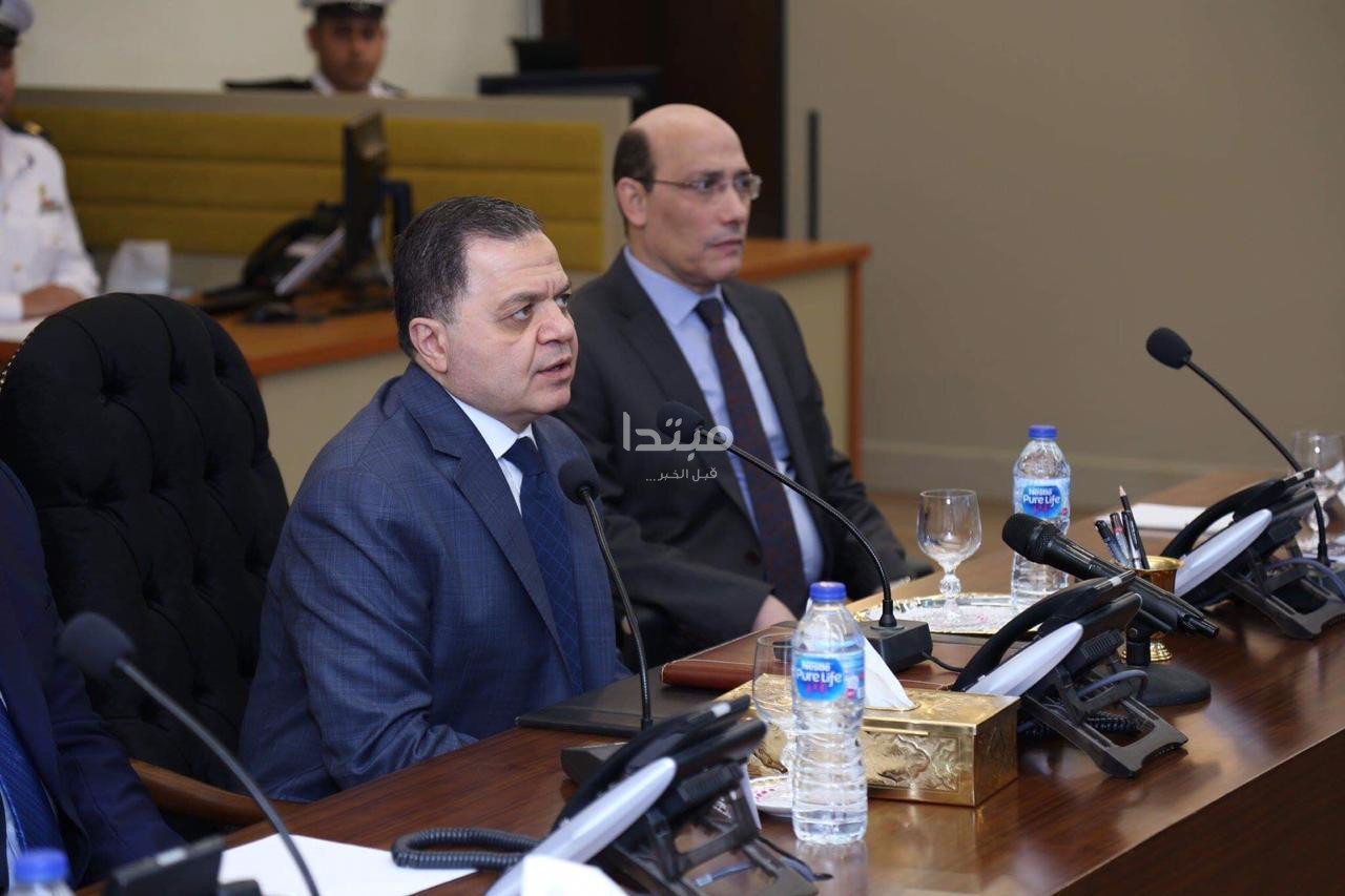 وزير الداخلية يتابع بالفيديو كونفرانس تأمين الاستفتاء على التعديلات