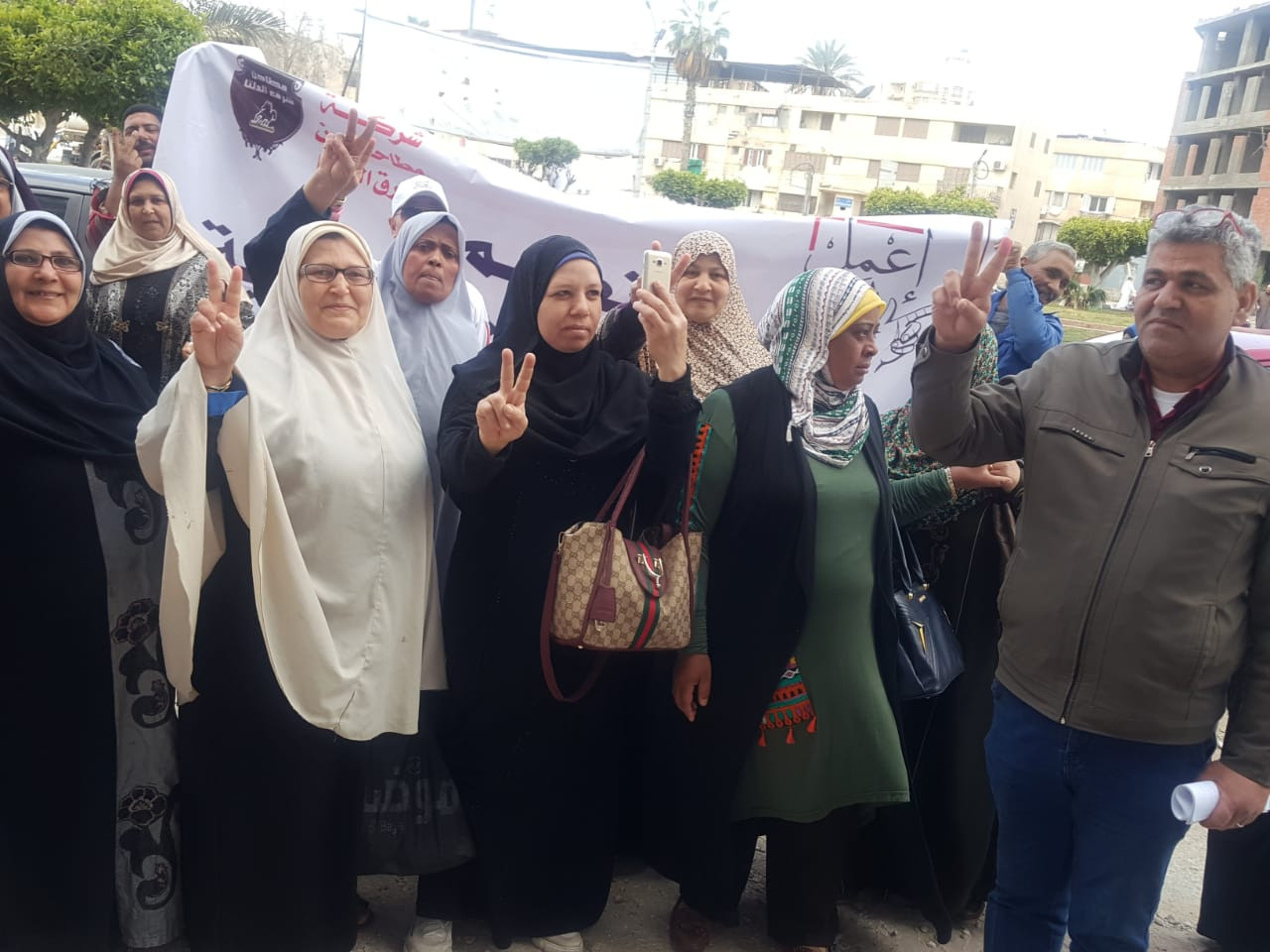 مسيرات حاشدة بالدقهلية للمشاركة بالاستفتاء