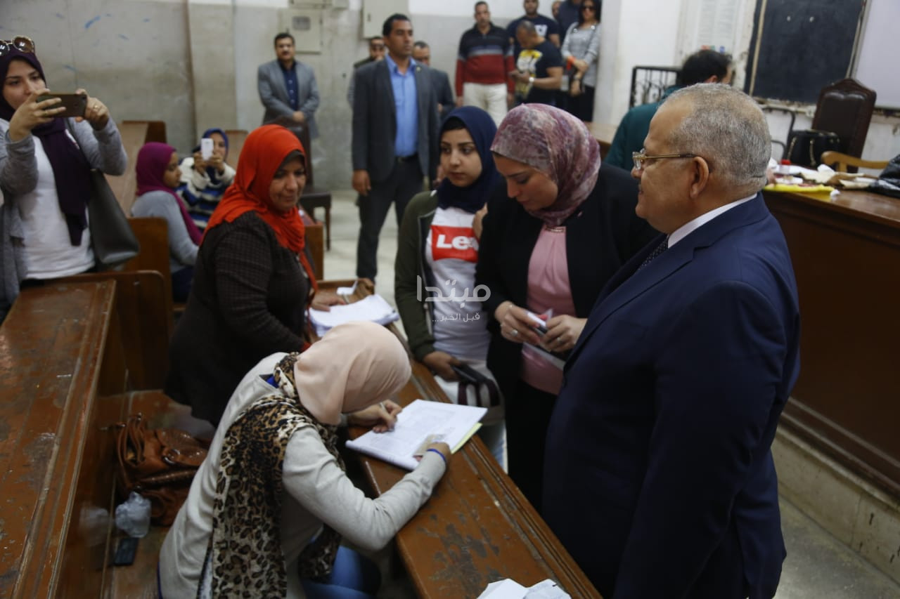 الخشت يدلى بصوته فى استفتاء 2019