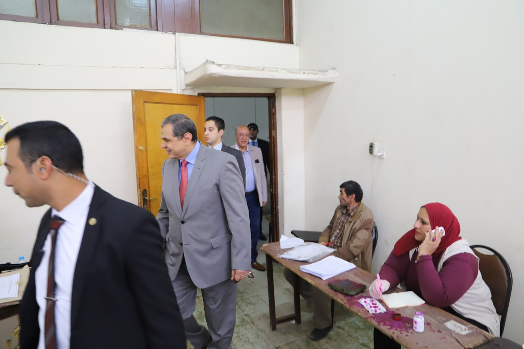 سعفان تفقد لجان الجامعة العمالية