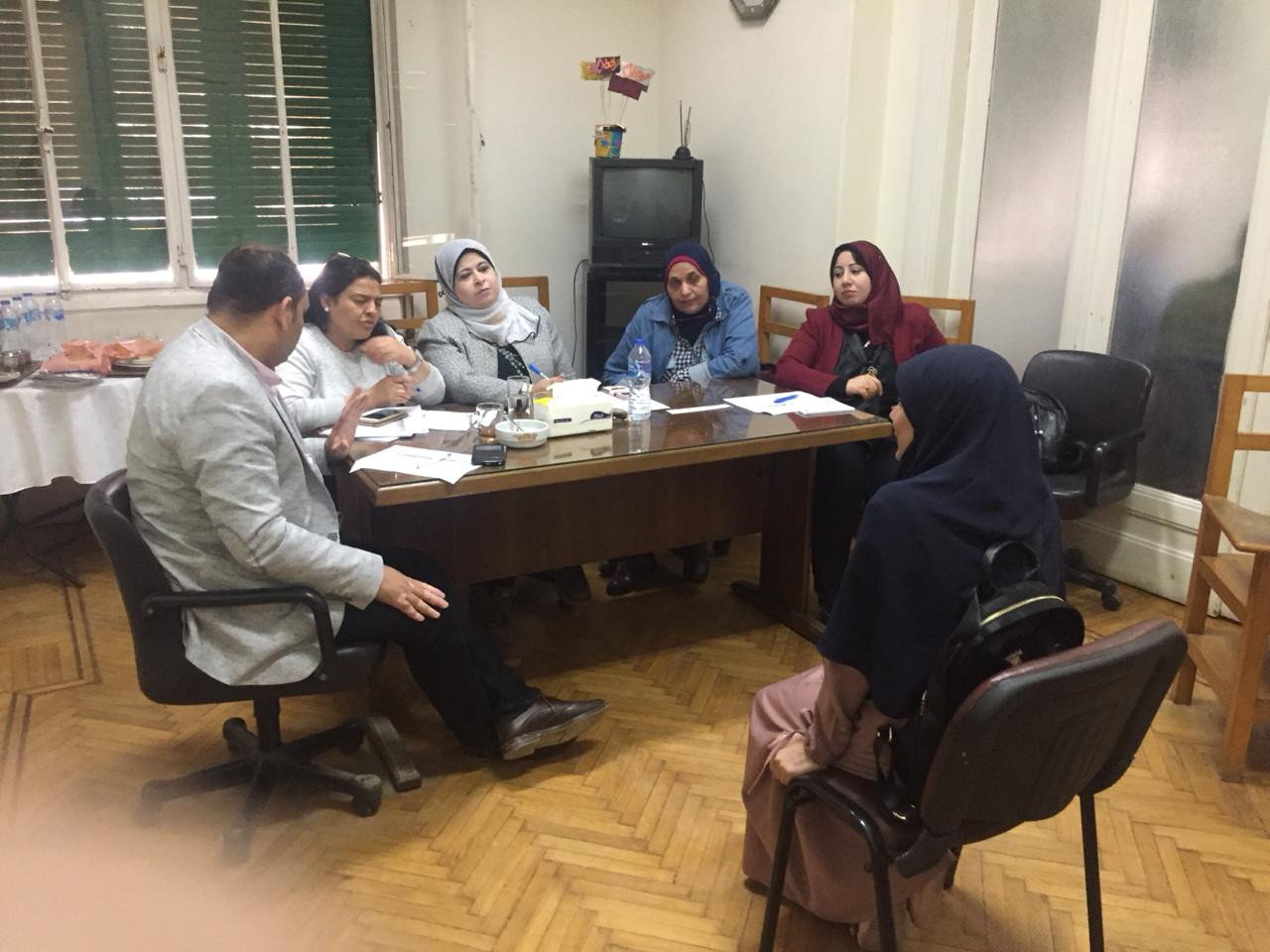 لجنة اختيار رفيق المسن