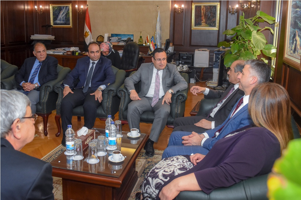 رئيس البرلمان القبرصي يزور الإسكندرية