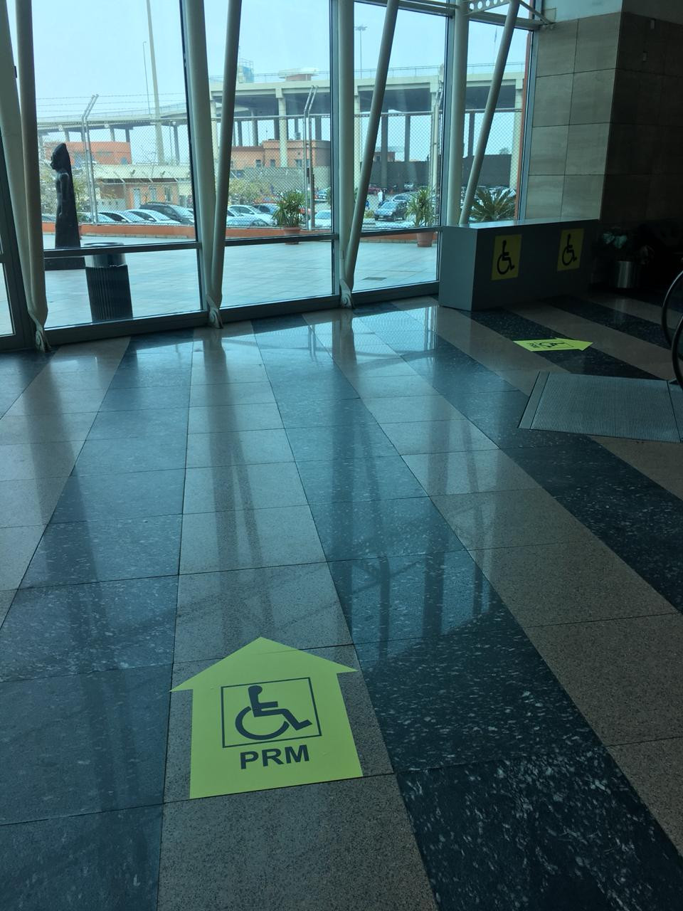 جانب من الخدمات