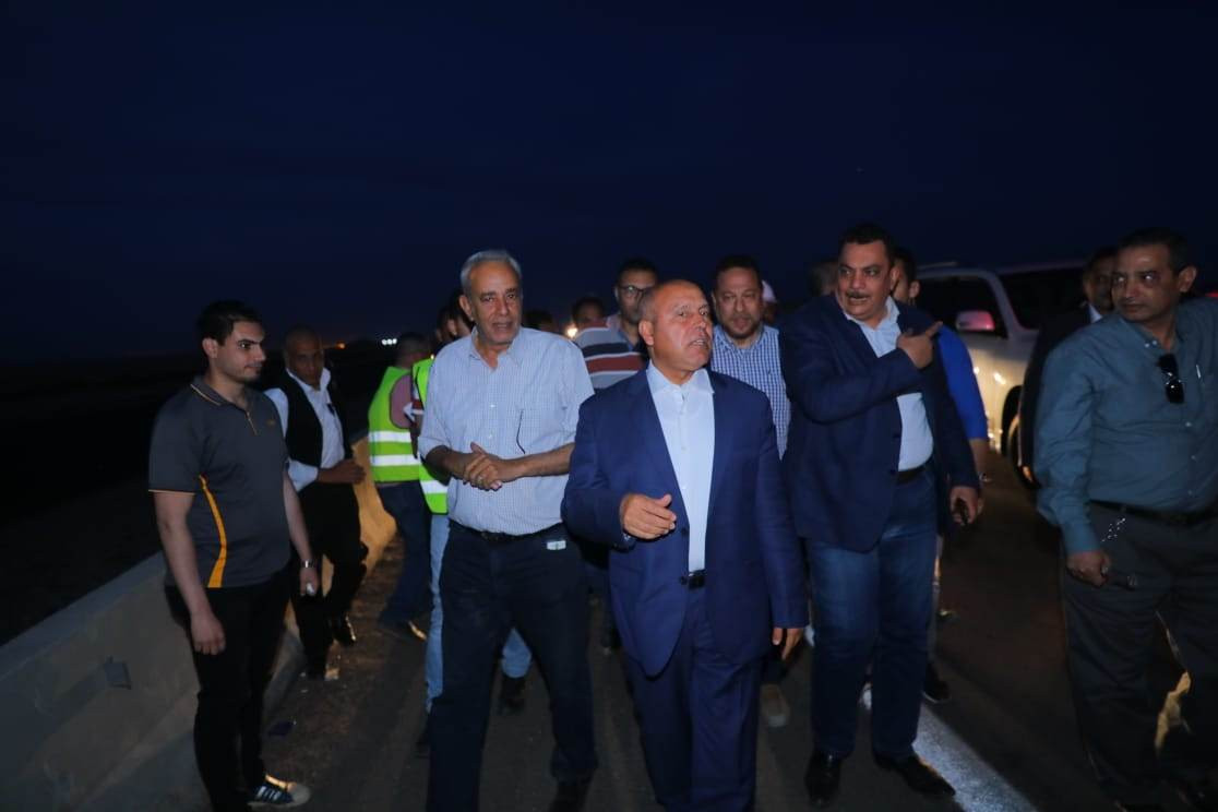 وزير النقل يتفقد أعمال القطار المكهرب