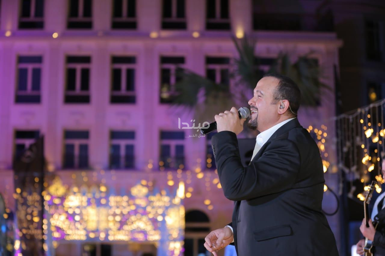 هشام عباس