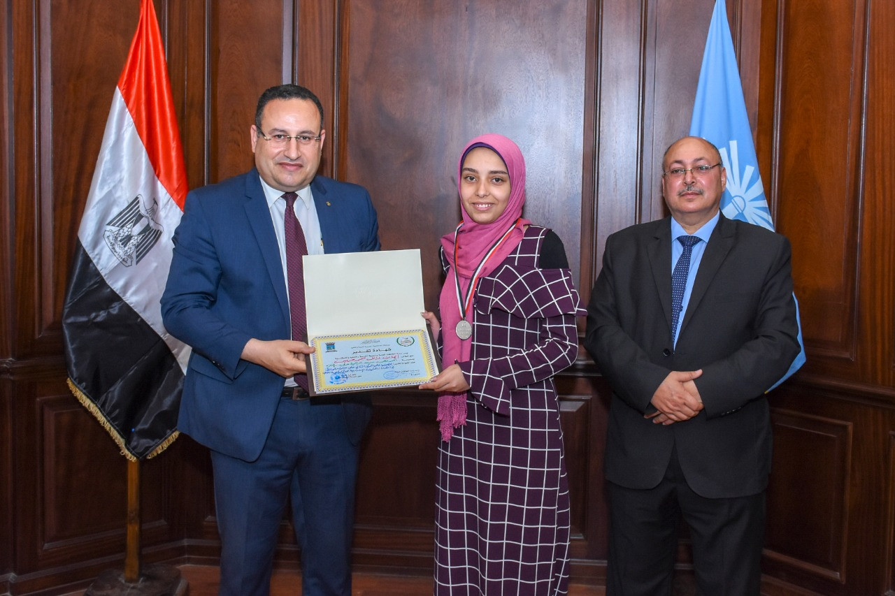 تكريم أوائل الإعدادية بالإسكندرية