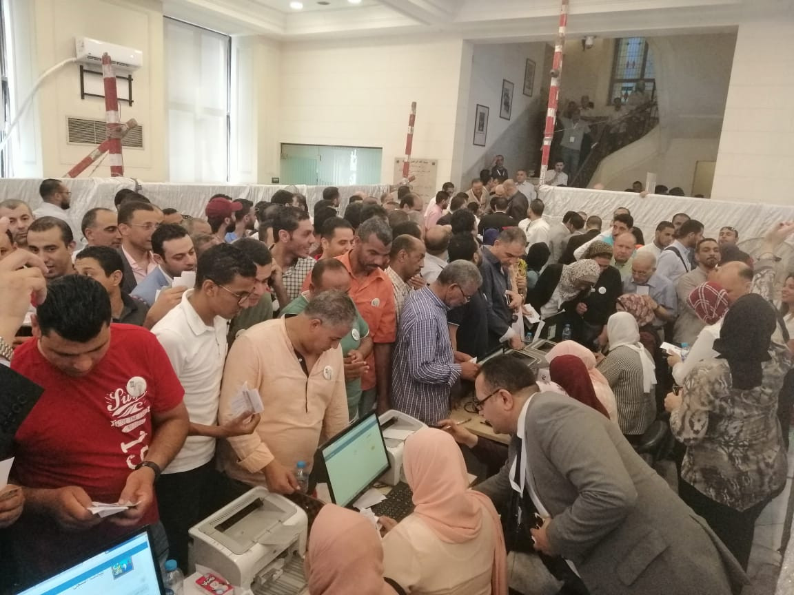 صور أحمد الوكيل يدلى بصوته فى انتخابات الغرفة التجارية بالإسكندرية مبتدا صور أحمد الوكيل يدلى بصوته فى انتخابات الغرفة التجارية بالإسكندرية مبتدا