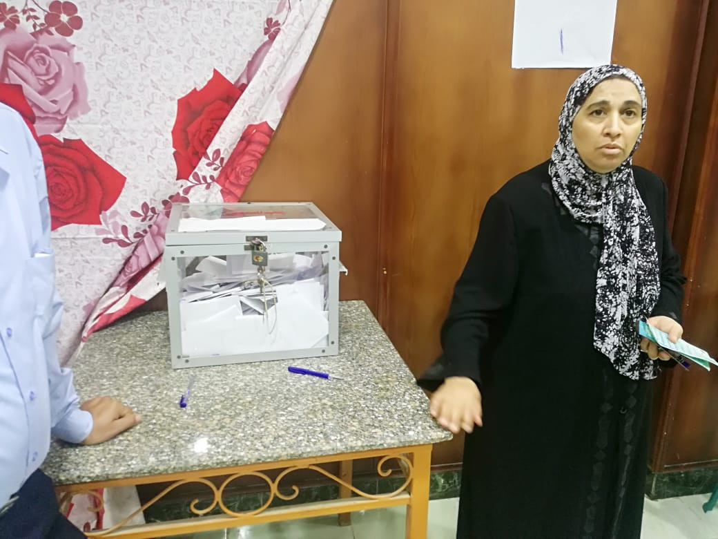 صور إقبال كثيف على انتخابات الغرفة التجارية بشمال سيناء مبتدا