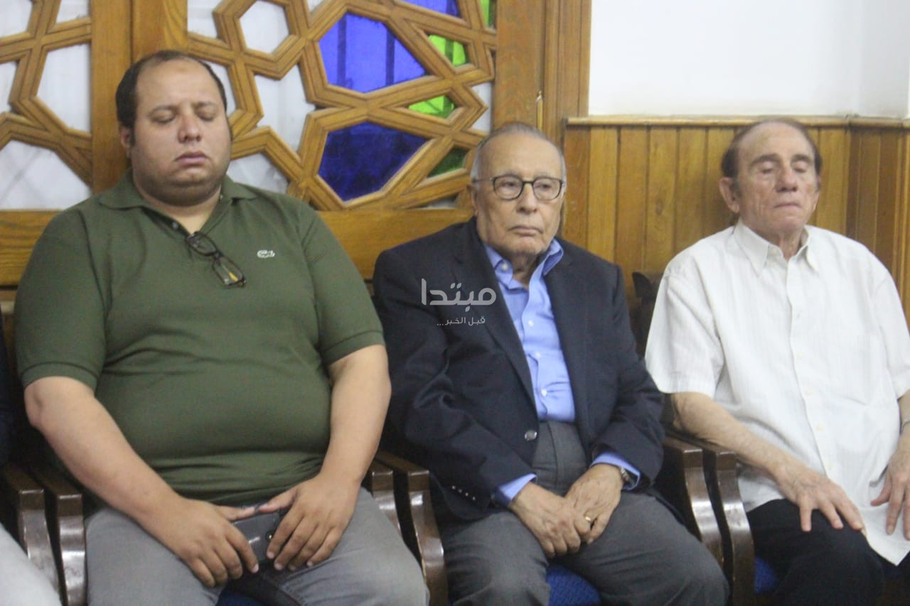 عزاء زوجة رشوان توفيق