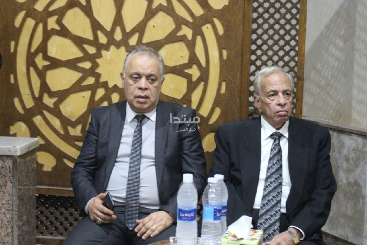 عزاء زوجة رشوان توفيق
