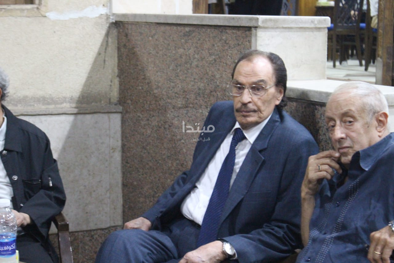 عزاء زوجة رشوان توفيق