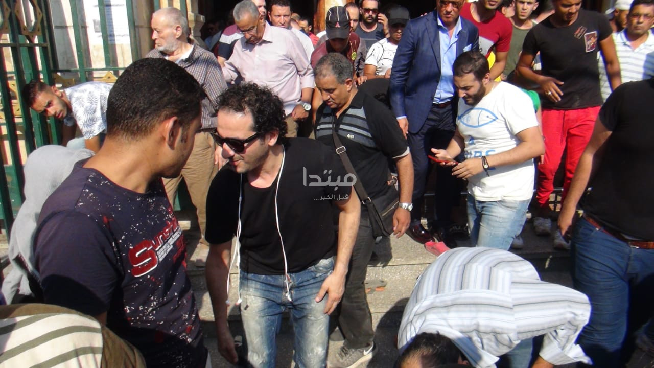 جنازة والدة يسرا