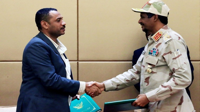 الاتفاق بين المجلس الانتقالى والمعارضة فى السودان