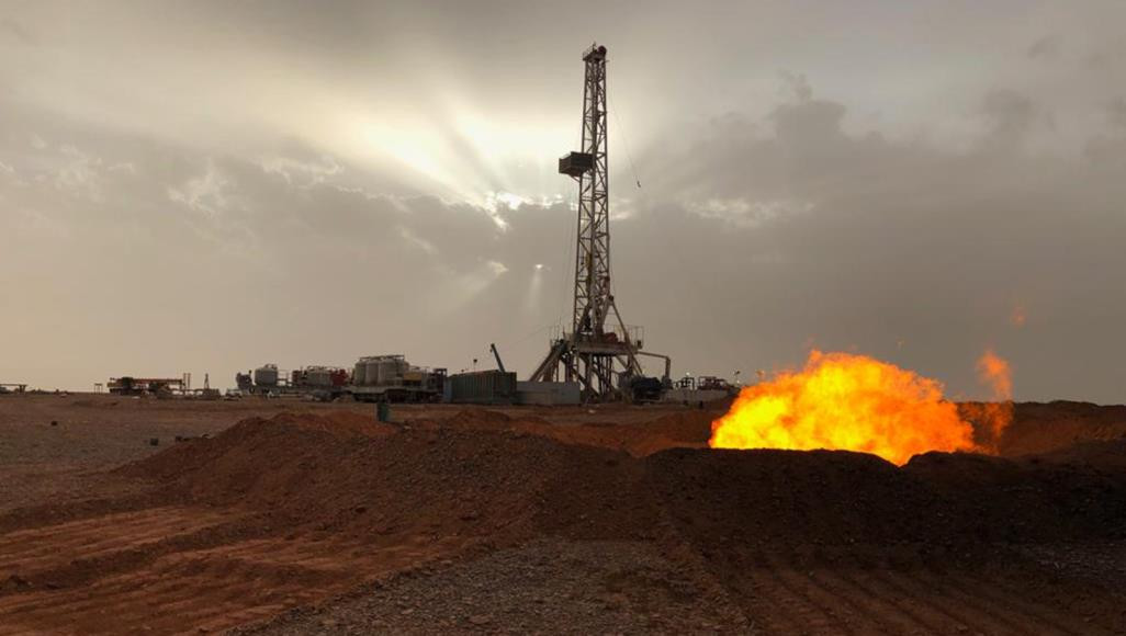 بدء الإنتاج من بئر جديد بحقل بلااعيم البحري في سيناء بإنتاج 1500 برميل يومياً