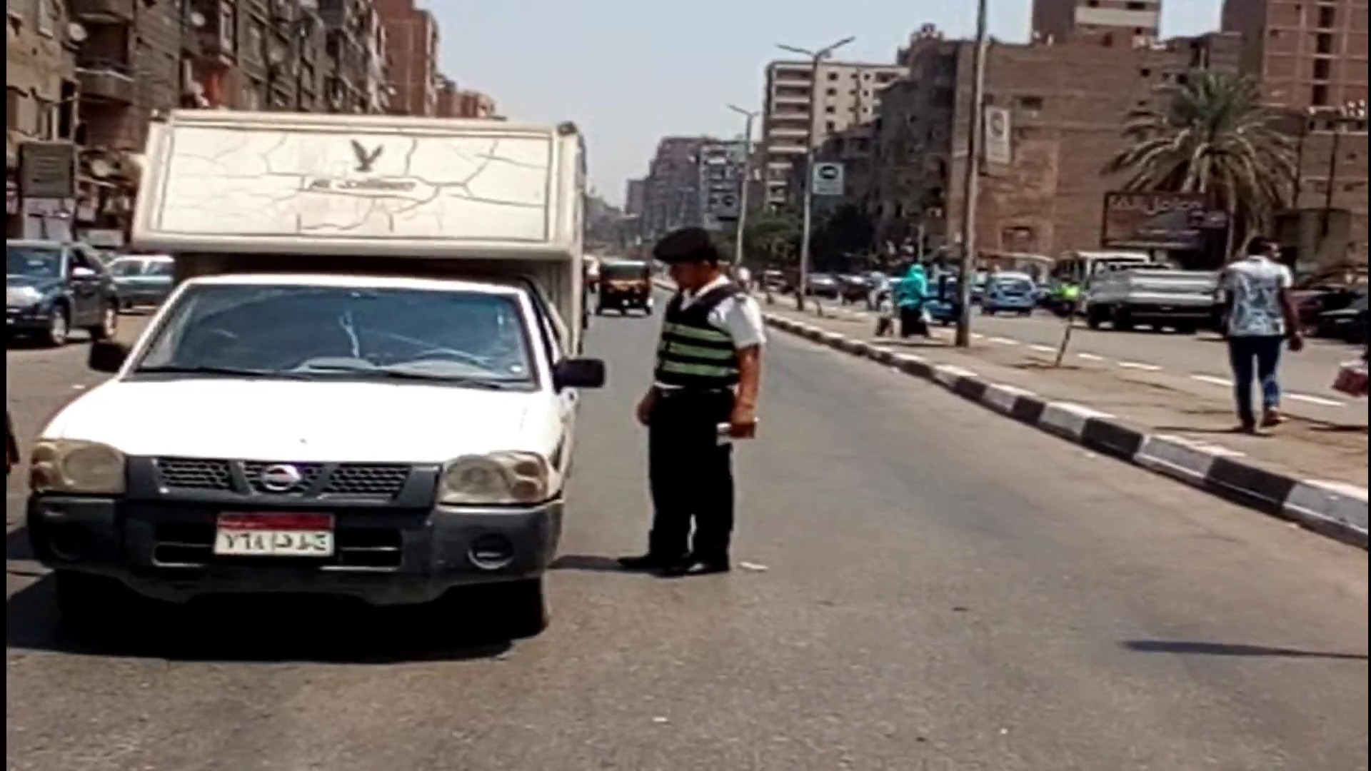 حملات أمنية على ميادين القاهرة